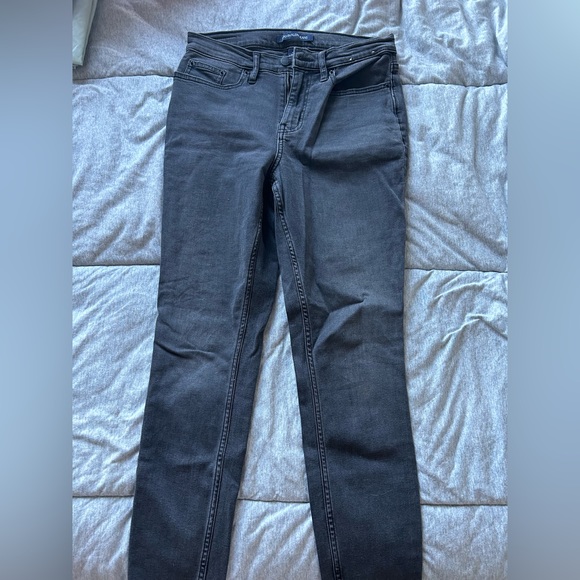 Calvin Klein Jeans - Picture 2 of 3